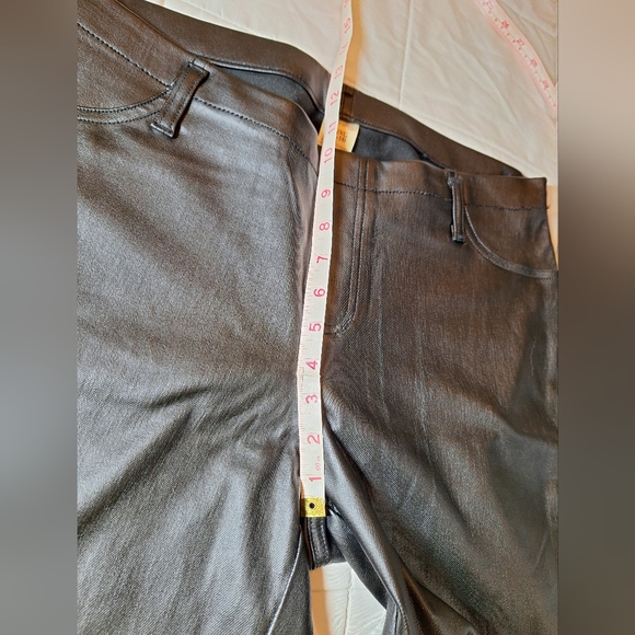 Black pleather jeggings sz 16 - Picture 3 of 6